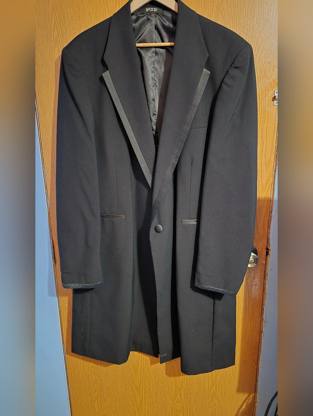 Mens Oscar De La Renta Tuxedo Jacket 44R Pre Owned As Is